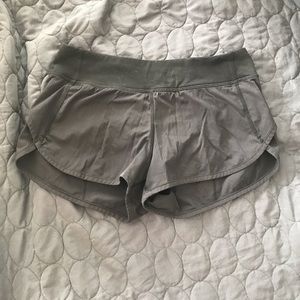 Ivivva running shorts